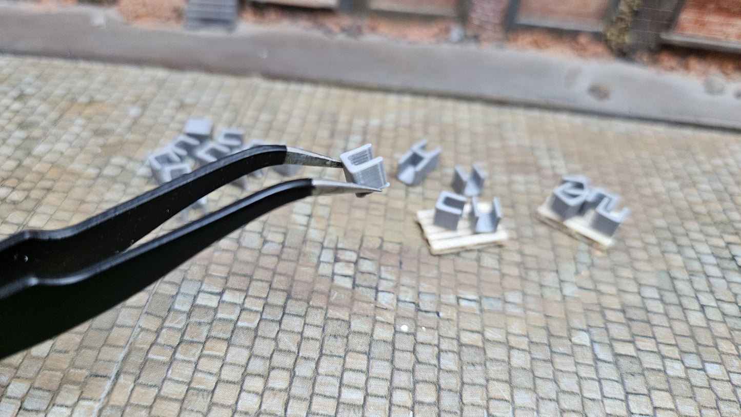 Beton U-Steine auf Europaletten für Baustelle & Ladegut