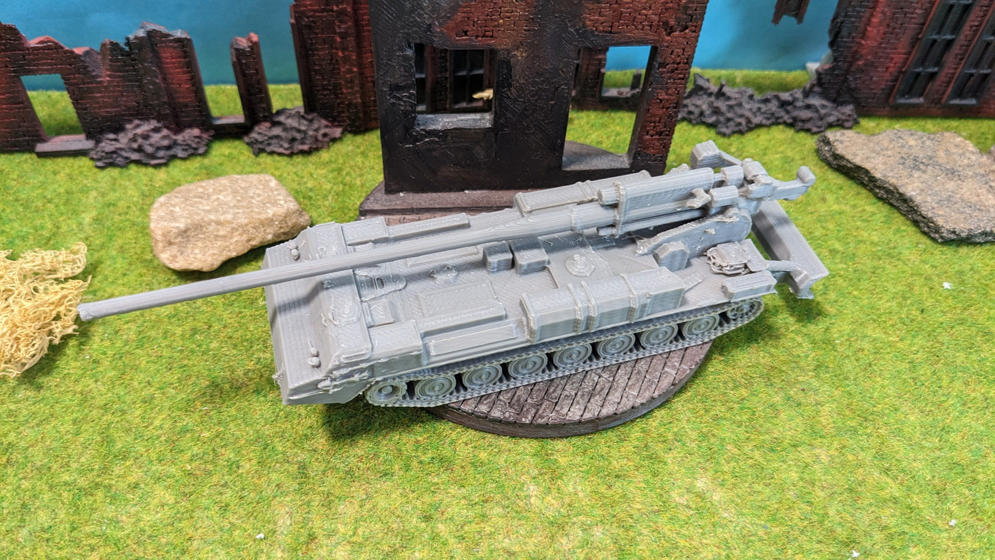 2S7 "Pion" russische Kanonenhaubitze auf Selbstfahrlafette