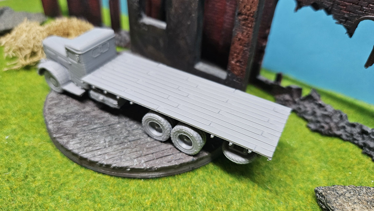 Berliet GPLE 15t französischer Pritschen LKW