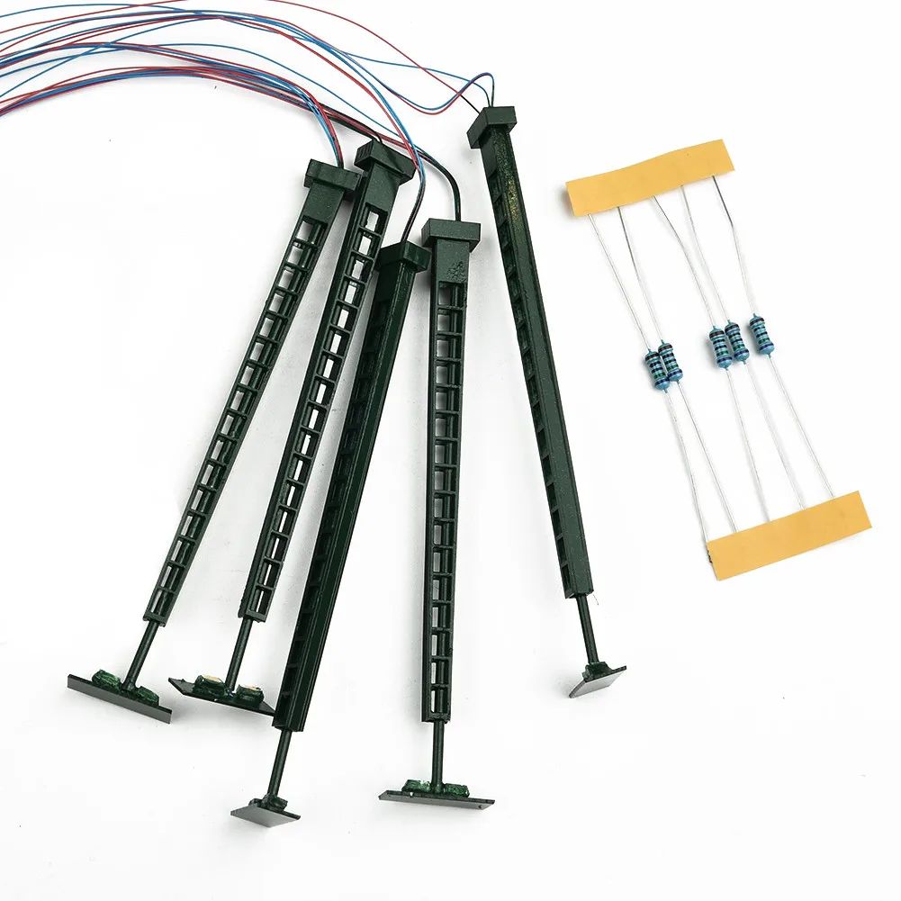 5x Flutlichtstrahler Bahnsteigleuchte H0 TT mit LED Leuchte am Mast