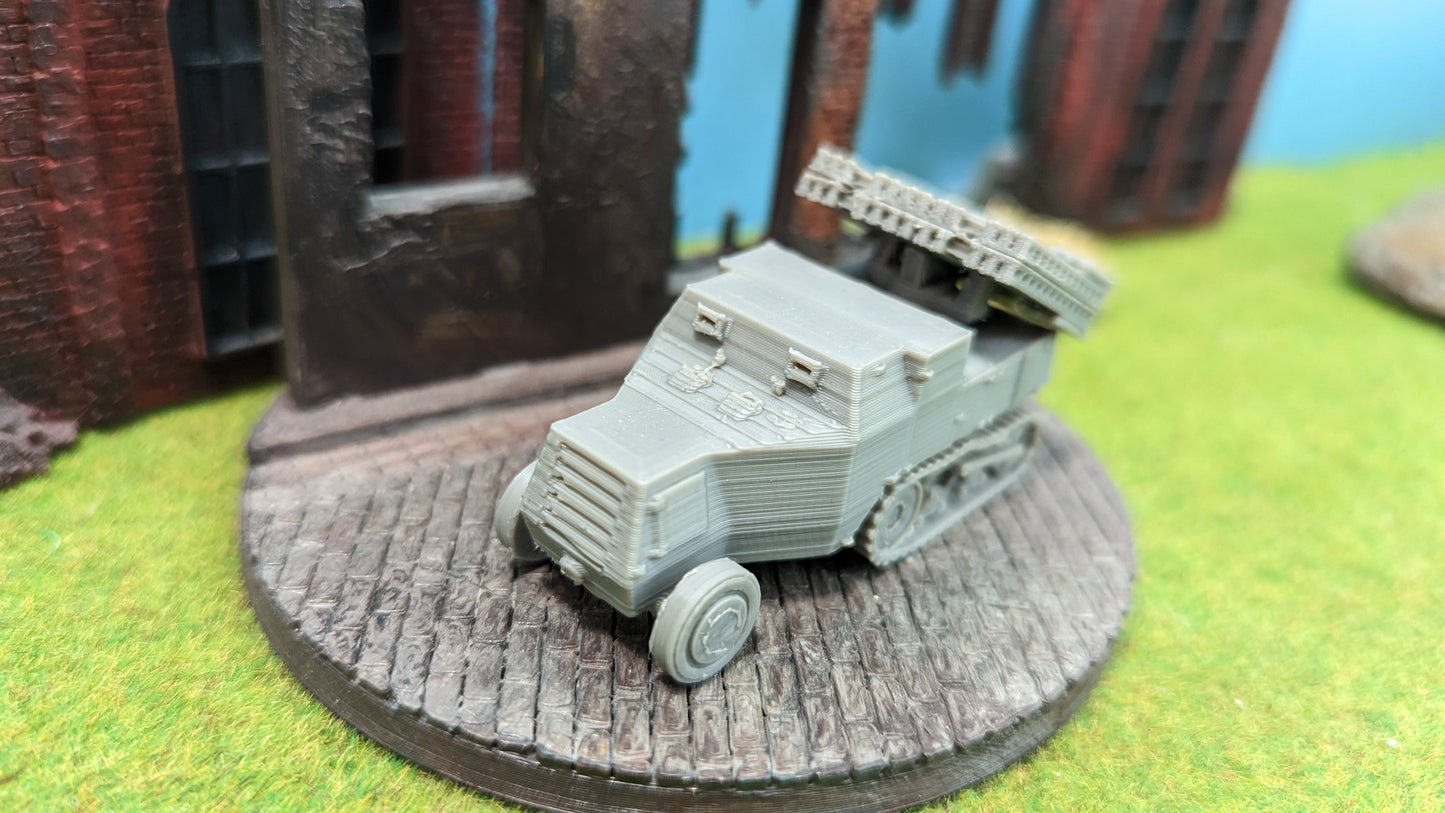 Somua S307 mit Reihenwerfer