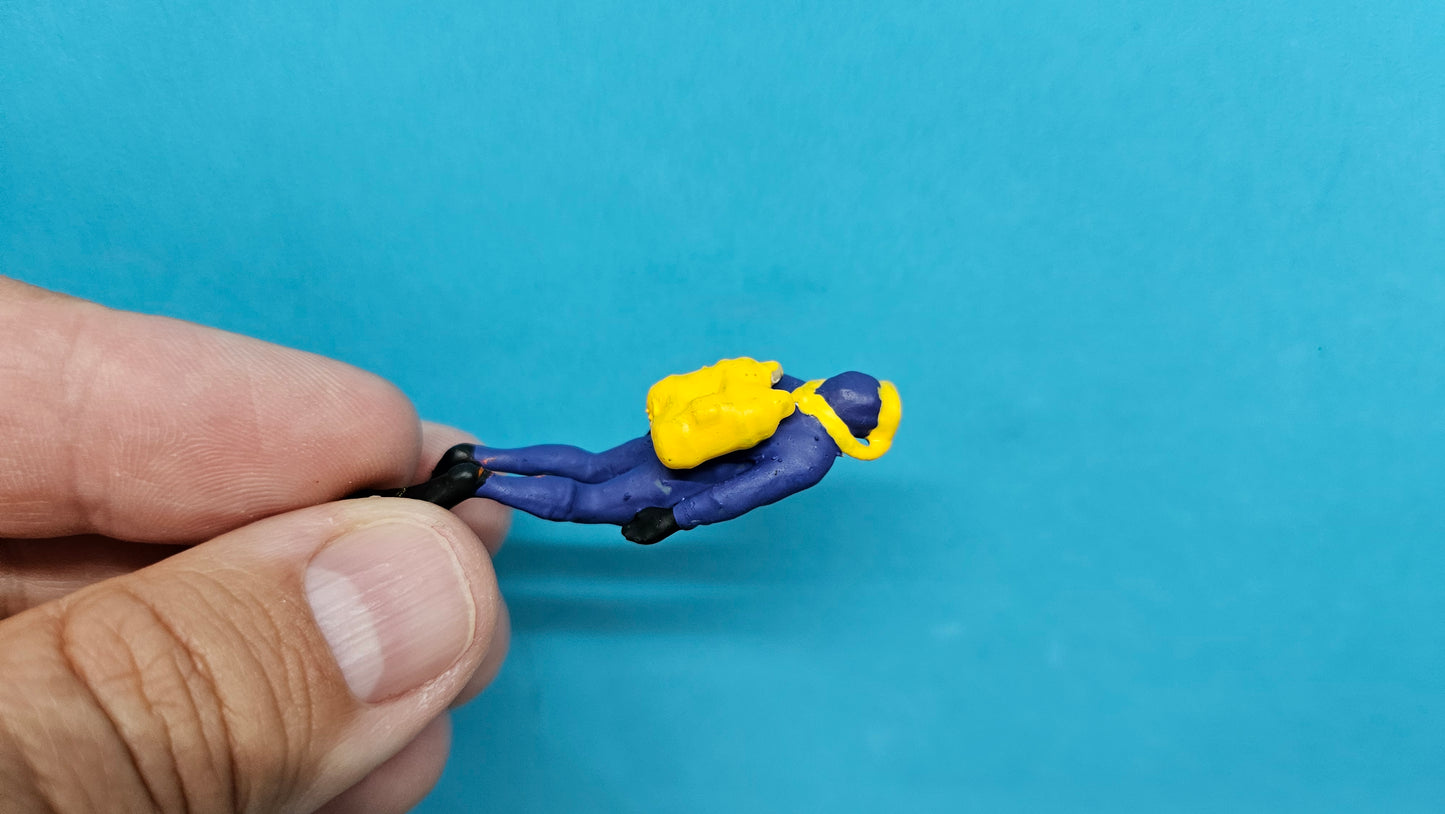 Sport Taucher Scuba Diver Figur aus Resin - wahlweise bemalt