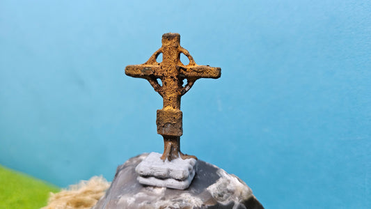 Gipfelkreuz für Diorama, Eisenbahn in Echtrost