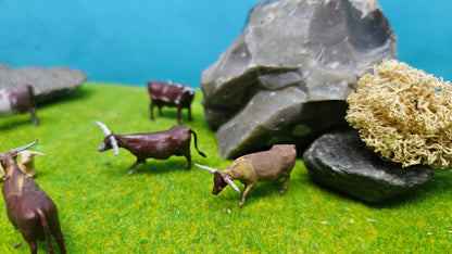 6x Longhornrinder Rinder aus Resin (unbemalt)