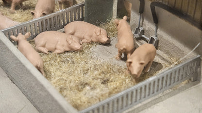 10x Schweine Hausschweine aus Resin 1:87 (H0) - bemalt oder unbemalt