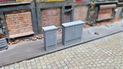 2x  Verteilerkasten Telefonkasten Strom Schaltschrank Set