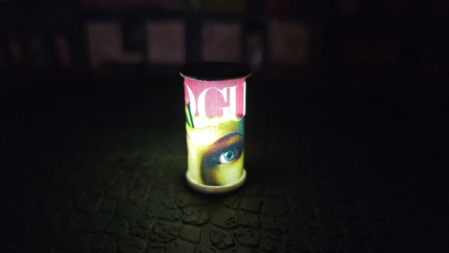 Beleuchtete Litfaßsäule / Werbesäule inkl. LED + Poster