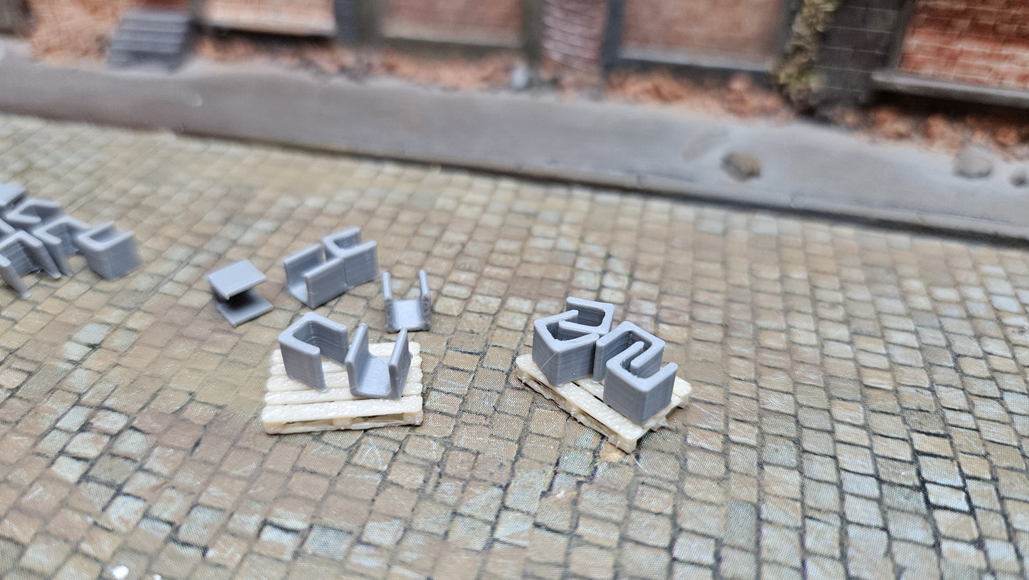 Beton U-Steine auf Europaletten für Baustelle & Ladegut