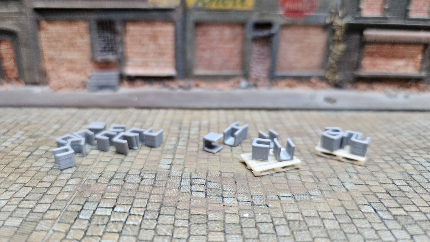 Beton U-Steine auf Europaletten für Baustelle & Ladegut