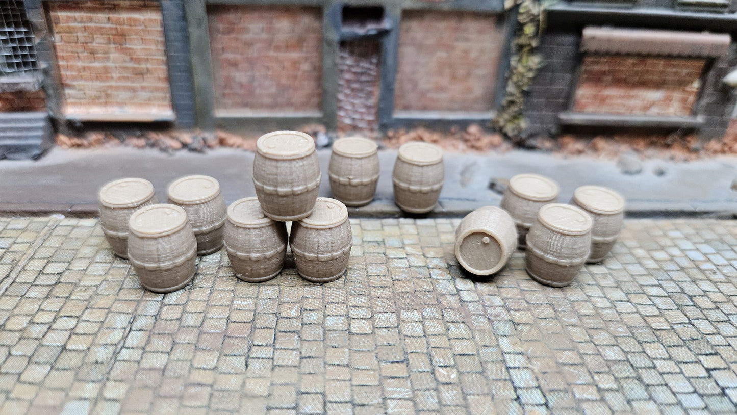 12x Holzfässer / Whiskyfässer für Brauerei, Ladegut uvm.