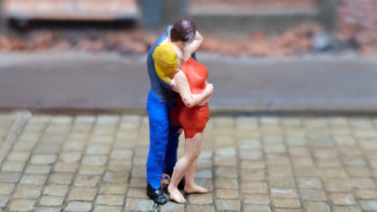 1:87 H0 Liebespaar "Stürmische Liebe" Figuren Resin