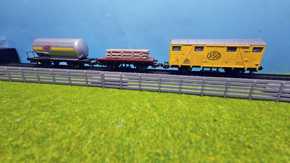 5 Stück H0 Beton Sichtschutzzaun Bahnaberrung Elemente