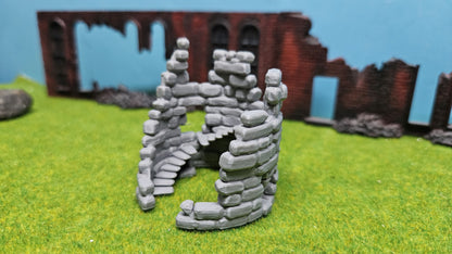 Alte Ruine Burgruine "Alter Turm" verfallene Burg