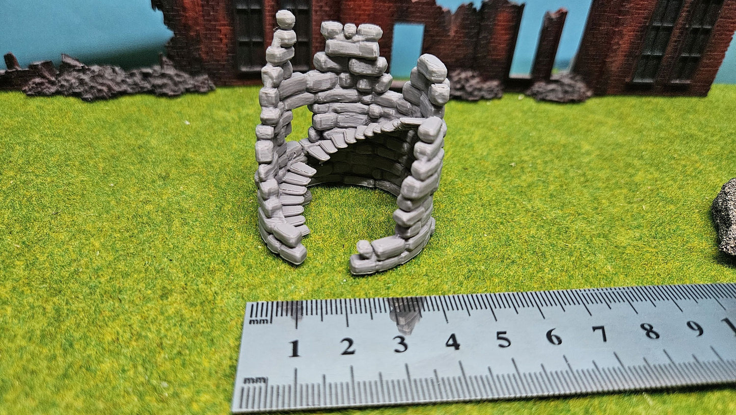 Alte Ruine Burgruine "Alter Turm" verfallene Burg