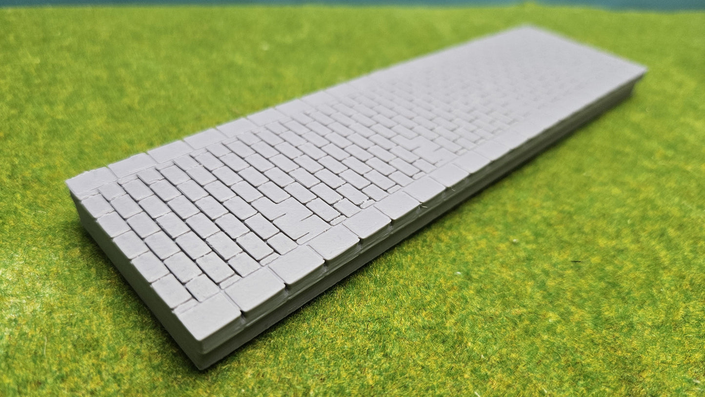 Bahnsteig (H0) 1:87 zweigleisig gepflastert, Element modular erweiterbar