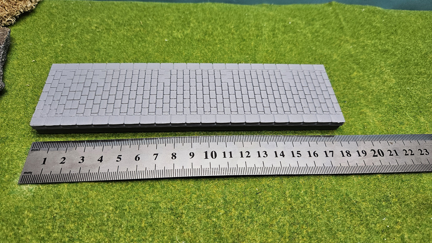 Bahnsteig (H0) 1:87 zweigleisig gepflastert, Element modular erweiterbar