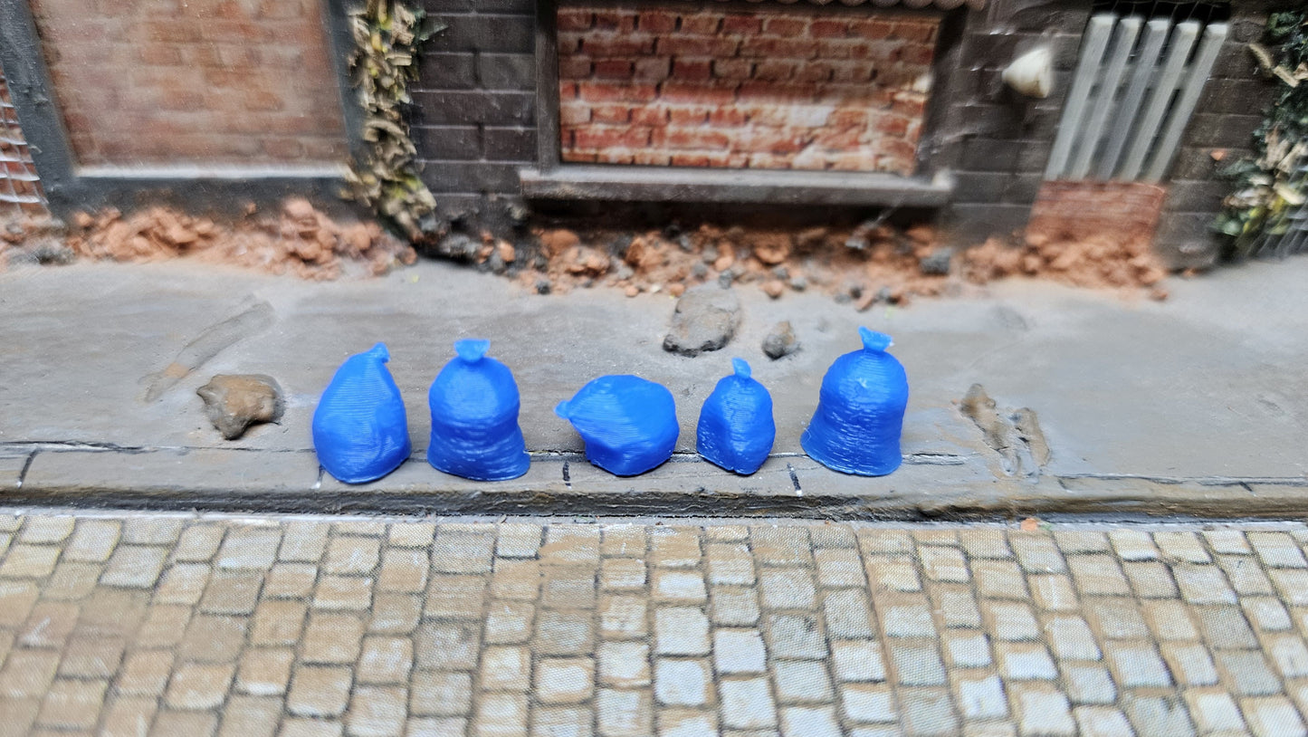 Müllsäcke Abfallsäcke Straßendekoration in diversen Farben