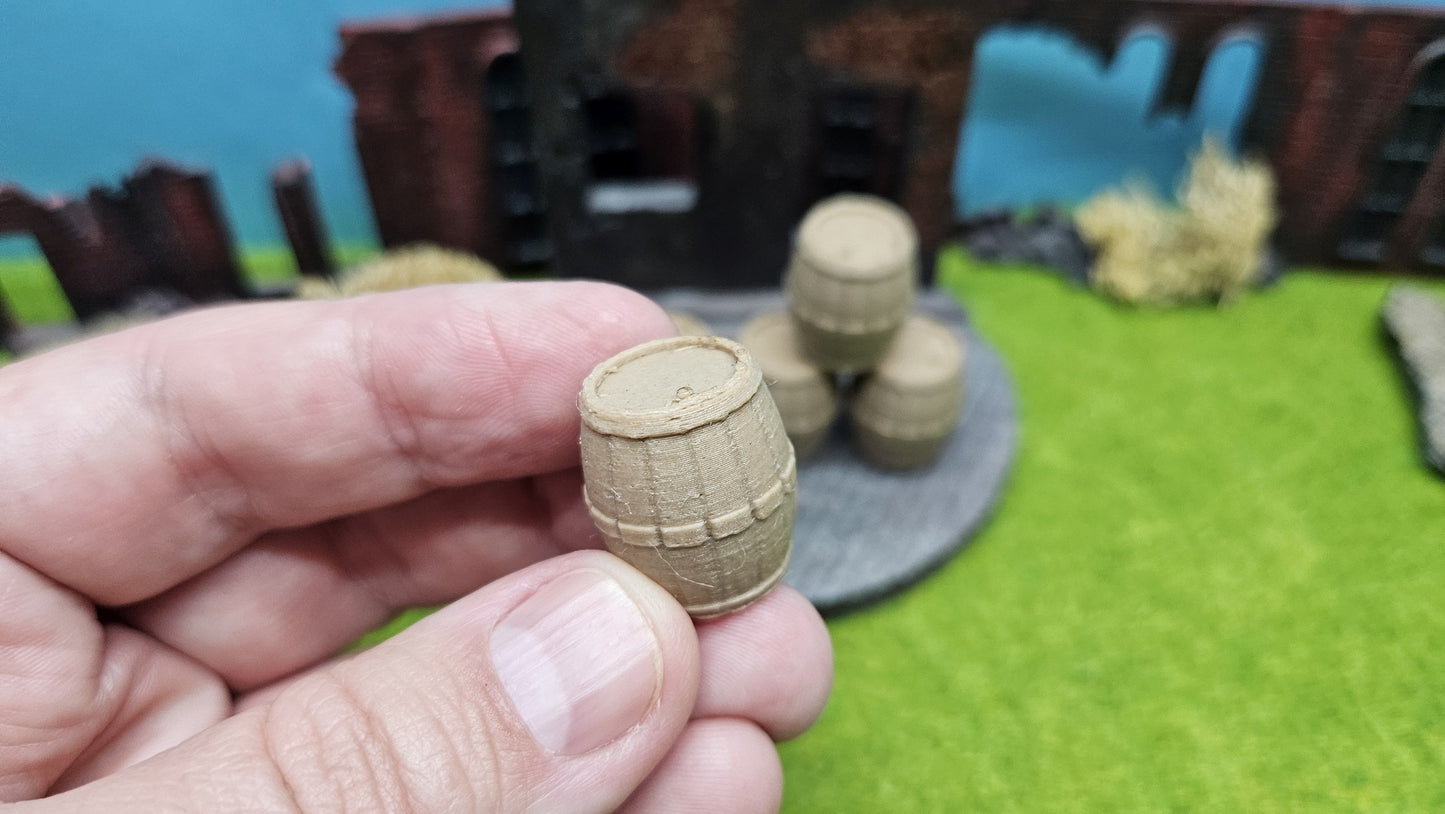 Weinfässer, Bierfässer aus Holz für Brauerei etc.