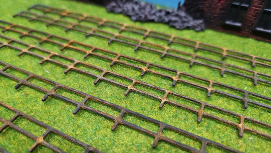 12 Stück "Rostiges Metall Geländer" Zaun im Rost-Look