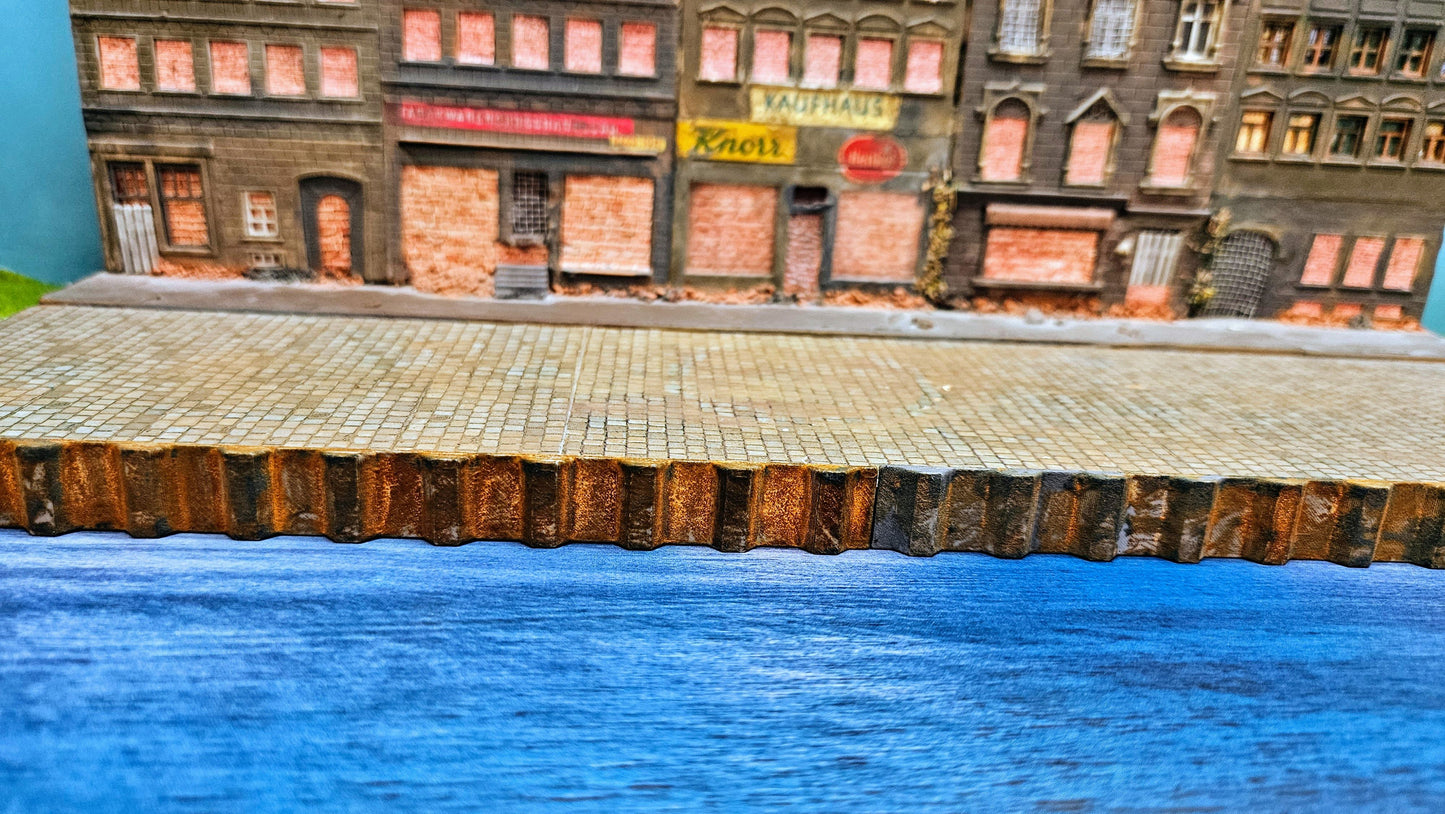 Spundwände für Hafengebiet oder Baustelle – unbemalt oder Rostlook