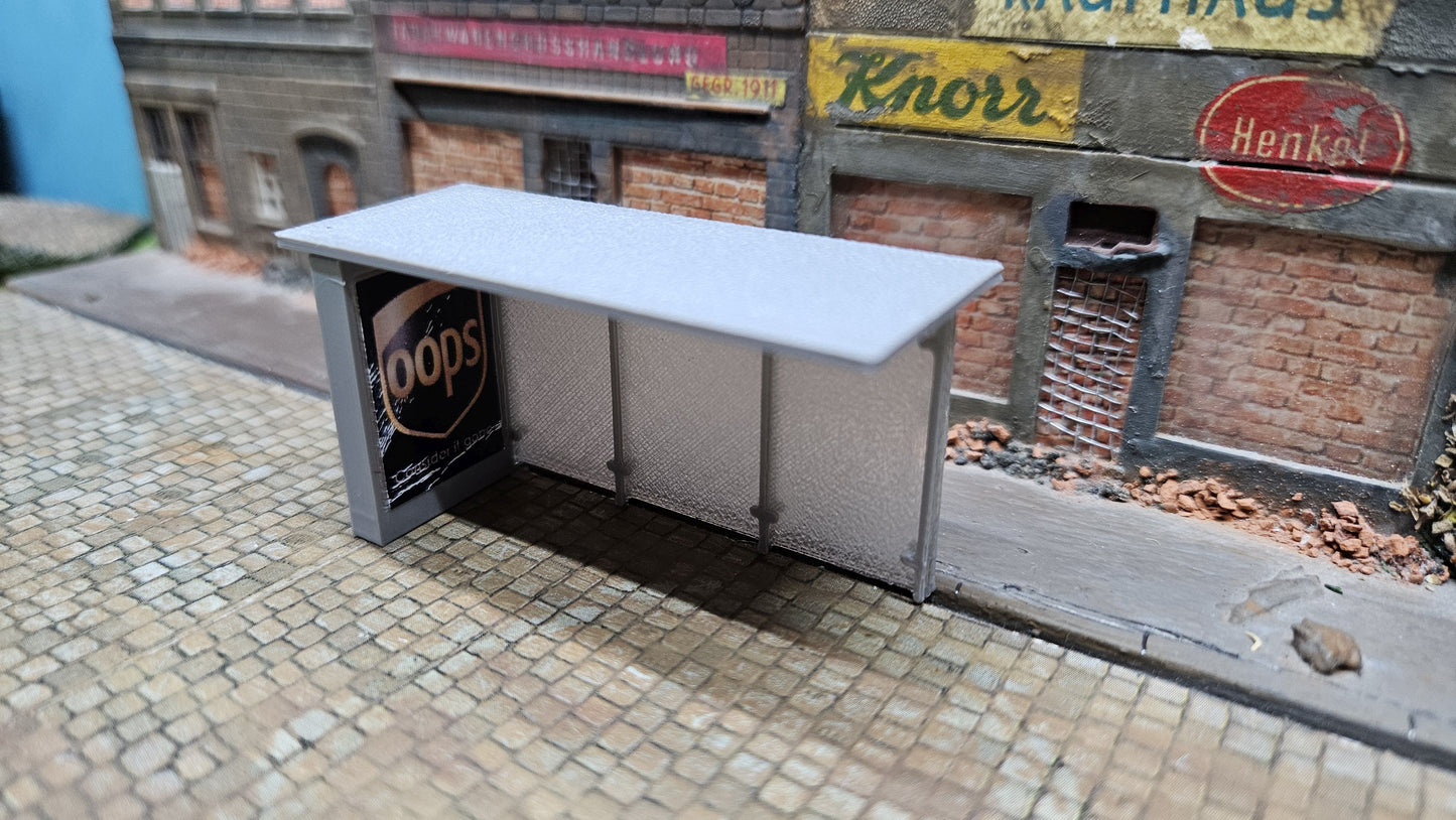 Bushaltestelle als Bausatz oder bemalt (inkl. Graffiti) ggf. LED Beleuchtet