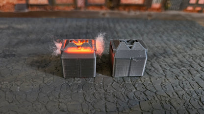 2x Pappcontainer "Brennend" Container in Flammen + Feuer-LED