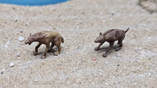 2x Hyänen Raubtiere aus Resin 1:87 (H0) - bemalt oder unbemalt