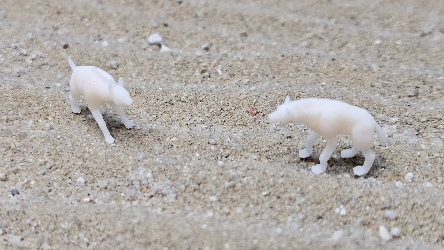 2x Hyänen Raubtiere aus Resin 1:87 (H0) - bemalt oder unbemalt