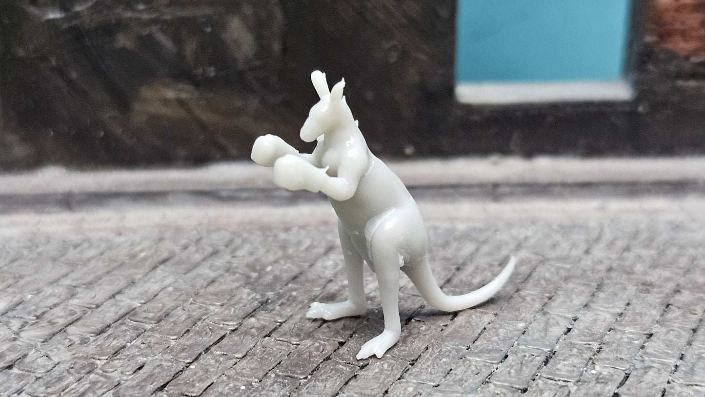 Känguru Resin Figur beim Boxen mit Boxhandschuhen - optional bemalt