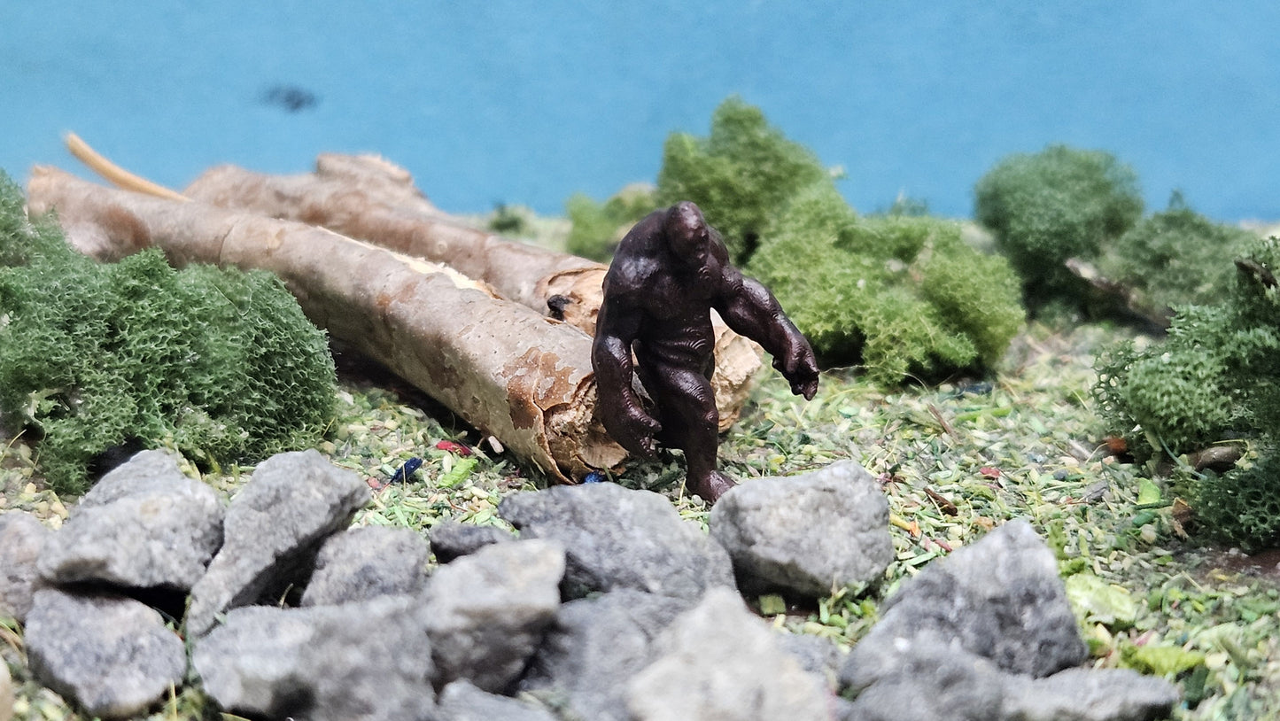 Bigfoot / Sasquatch Waldmensch aus Resin - optional bemalt