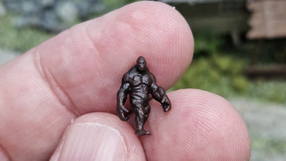 Bigfoot / Sasquatch Waldmensch aus Resin - optional bemalt