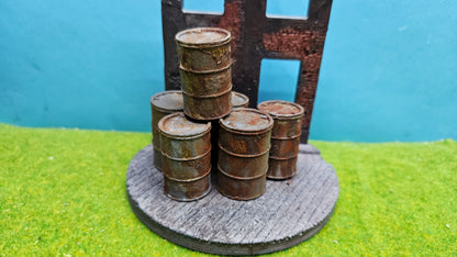 Fässer als Ladegut, für Schrottplatz - ggf. rostig