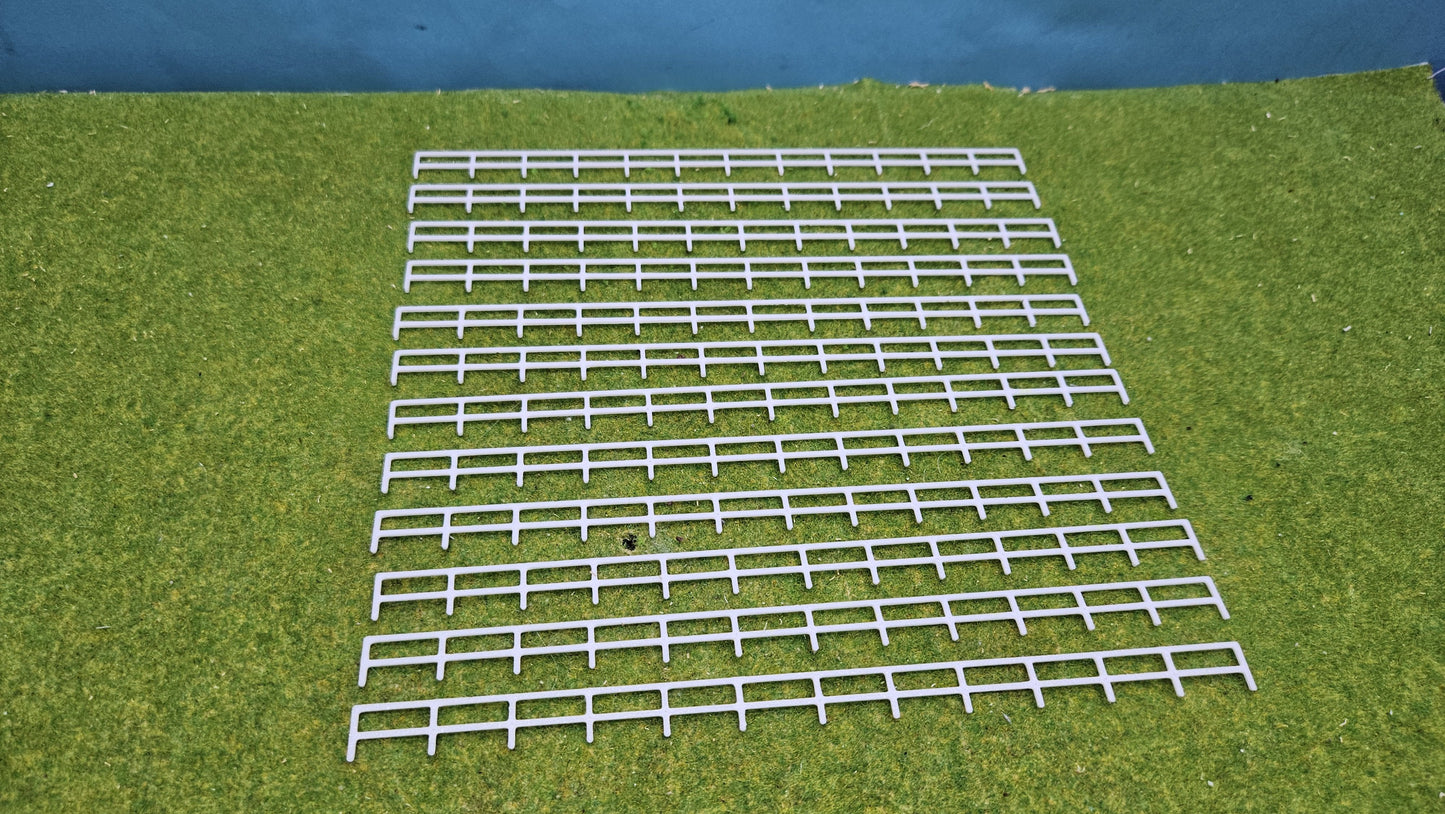 12 Stück "Koppel-Zaun" Weidezaun in weiß (1:87) H0