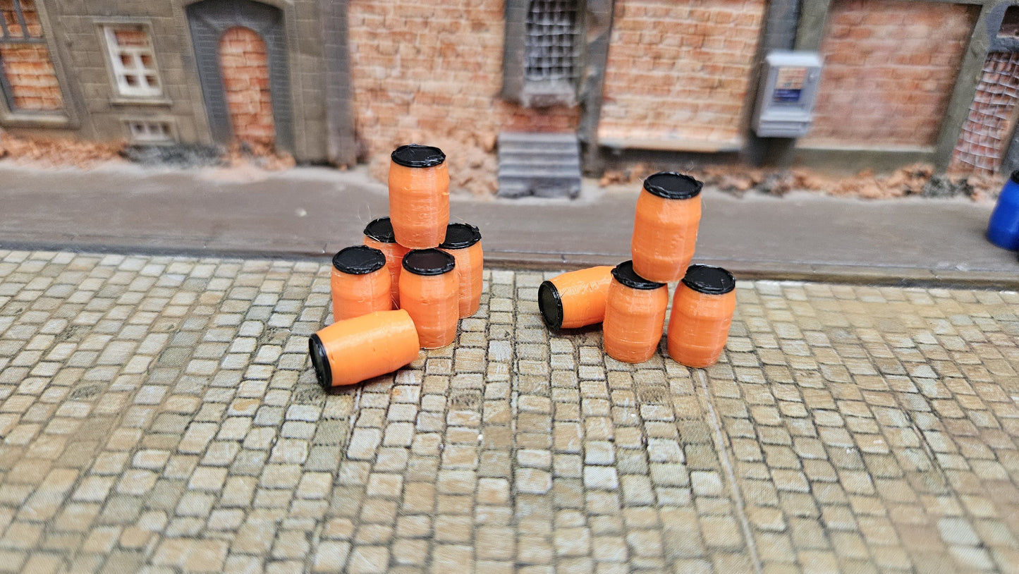 Mehrfabige Kunststofffässer Chemiefässer als Ladegut