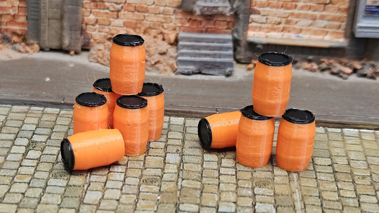 Mehrfabige Kunststofffässer Chemiefässer als Ladegut