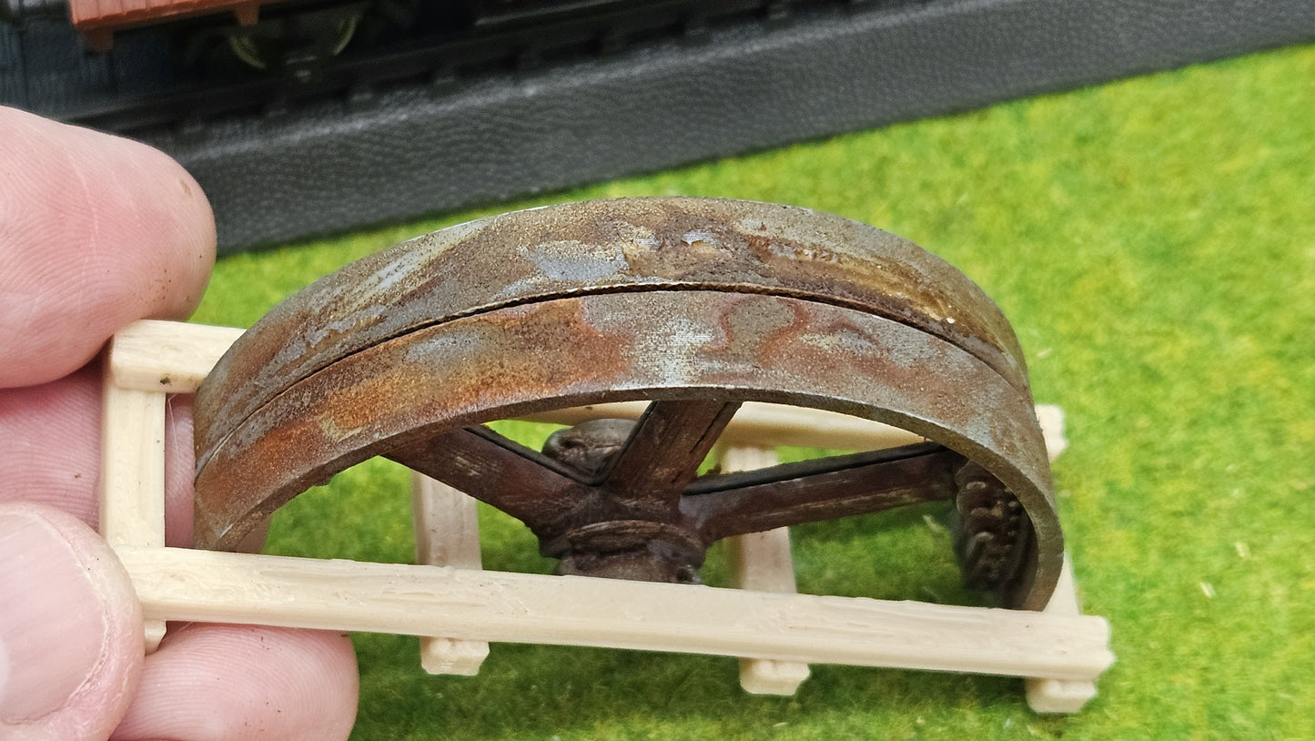 Großes Industrie Schwungrad - Ladegut für Flachwagen, Tiefladewagen