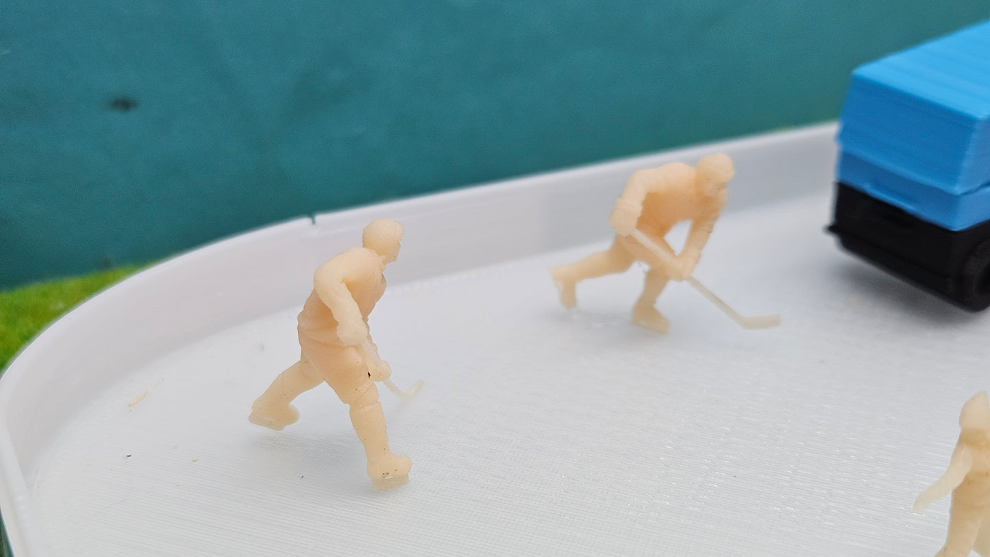 2x Eishockeyspieler / Eishockeyprofi aus Resin