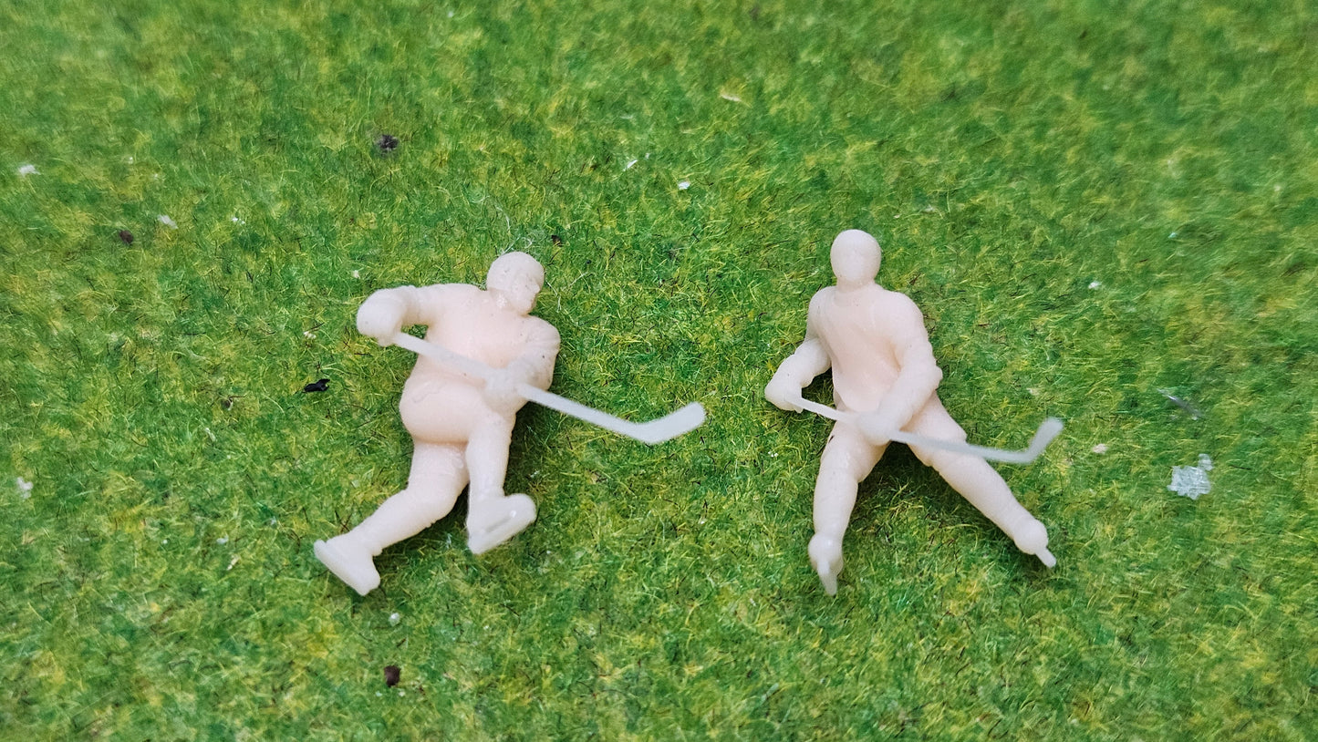2x Eishockeyspieler / Eishockeyprofi aus Resin