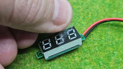 Mini Digital Voltmeter LED rot - 2-adrig (3V-30V)