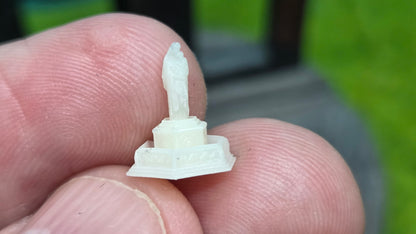Brunnen "Maria" Denkmal Bronze Kupfer Resin Spur Z