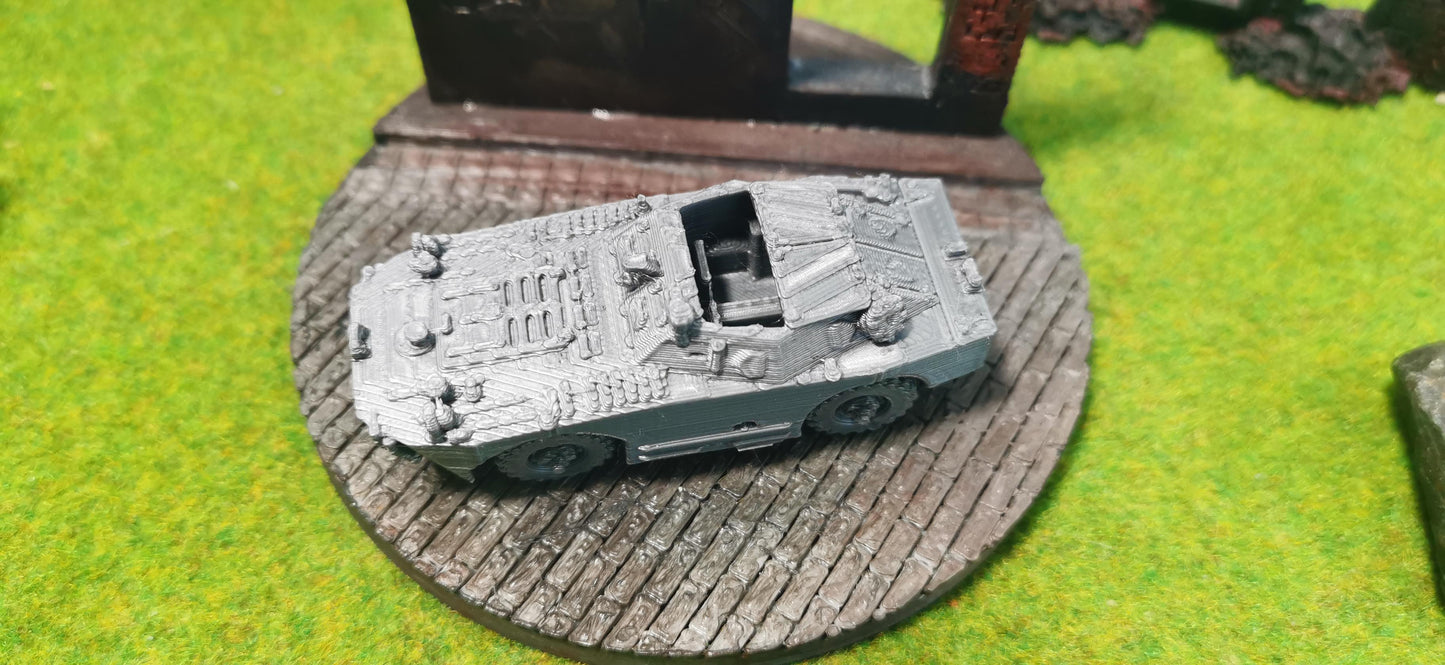 BRDM-1 sowjetisches gepanzertes Fahrzeug "offen"