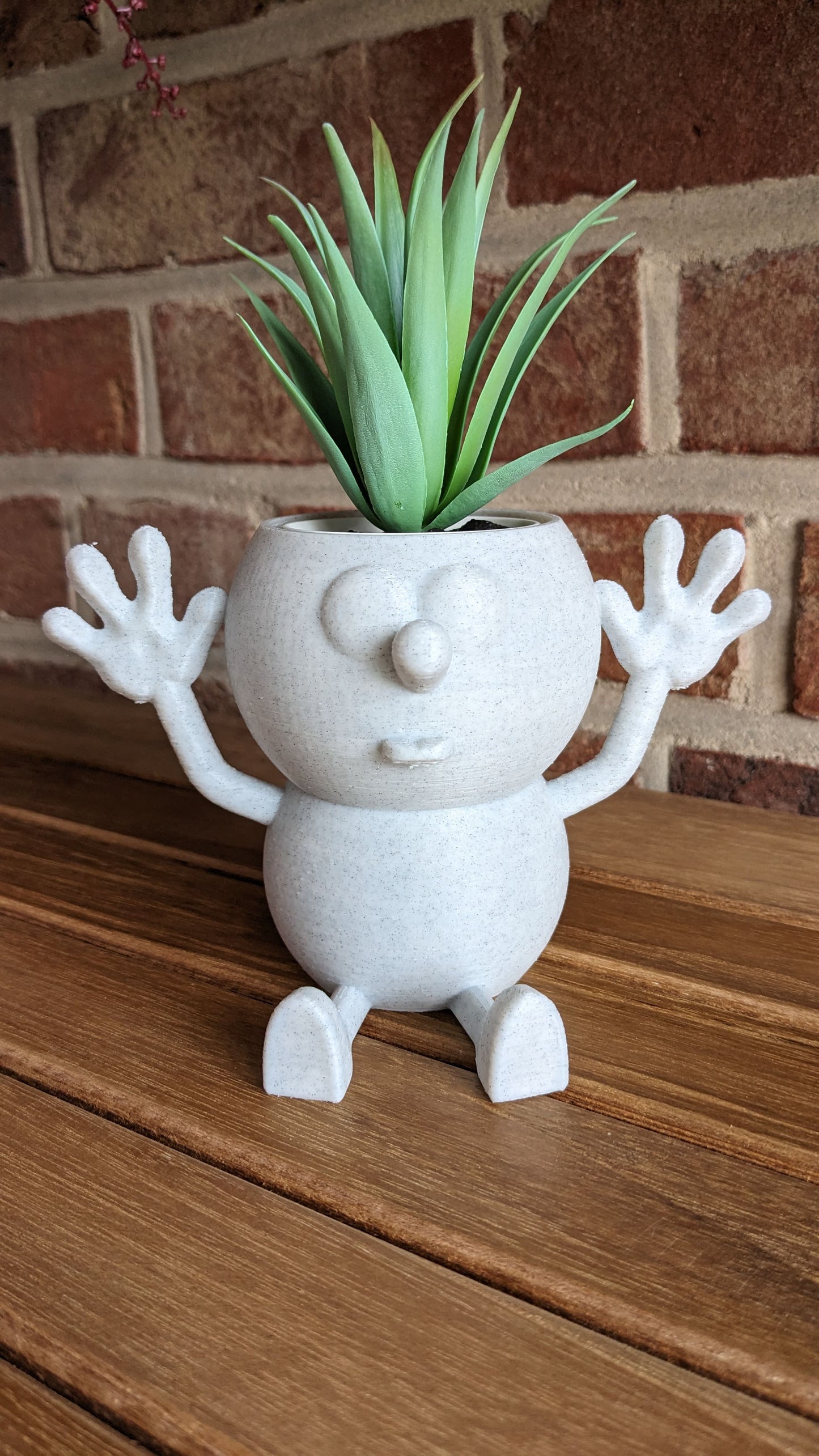 Harry Plant "Prankplant" lustiger Blumentopf dreht durch