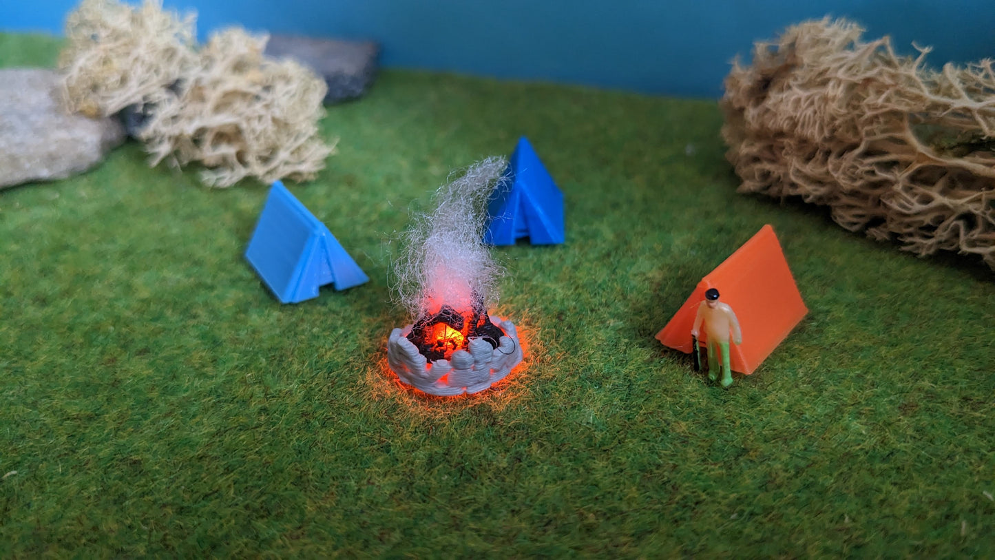 3 Zelte mit Lagerfeuer für Campingplatz (inkl. Feuer-LED)