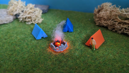 3 Zelte mit Lagerfeuer für Campingplatz (inkl. Feuer-LED)