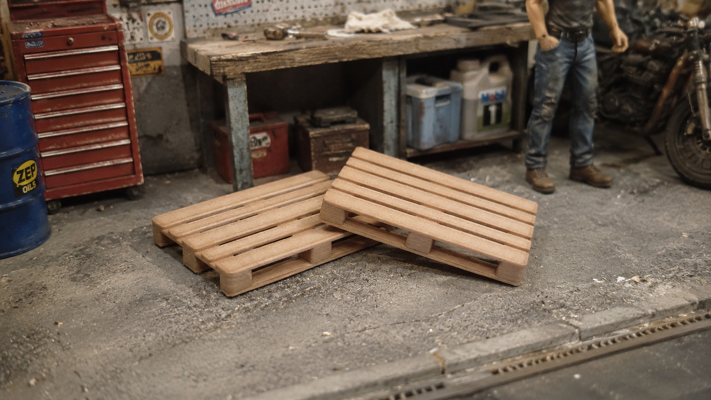 2 Europaletten 1:18 aus Echtholzfilament als Ladegut Palette  Holzpaletten Transportpalette (Kopie)