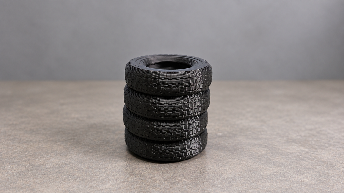 1 Reinfenstapel 1:18 mit Profil oder Slicks