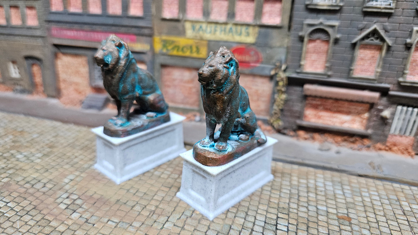 Doppel Eingangspodest "Löwe" sitzend Denkmal - Spur H0 (1:87)