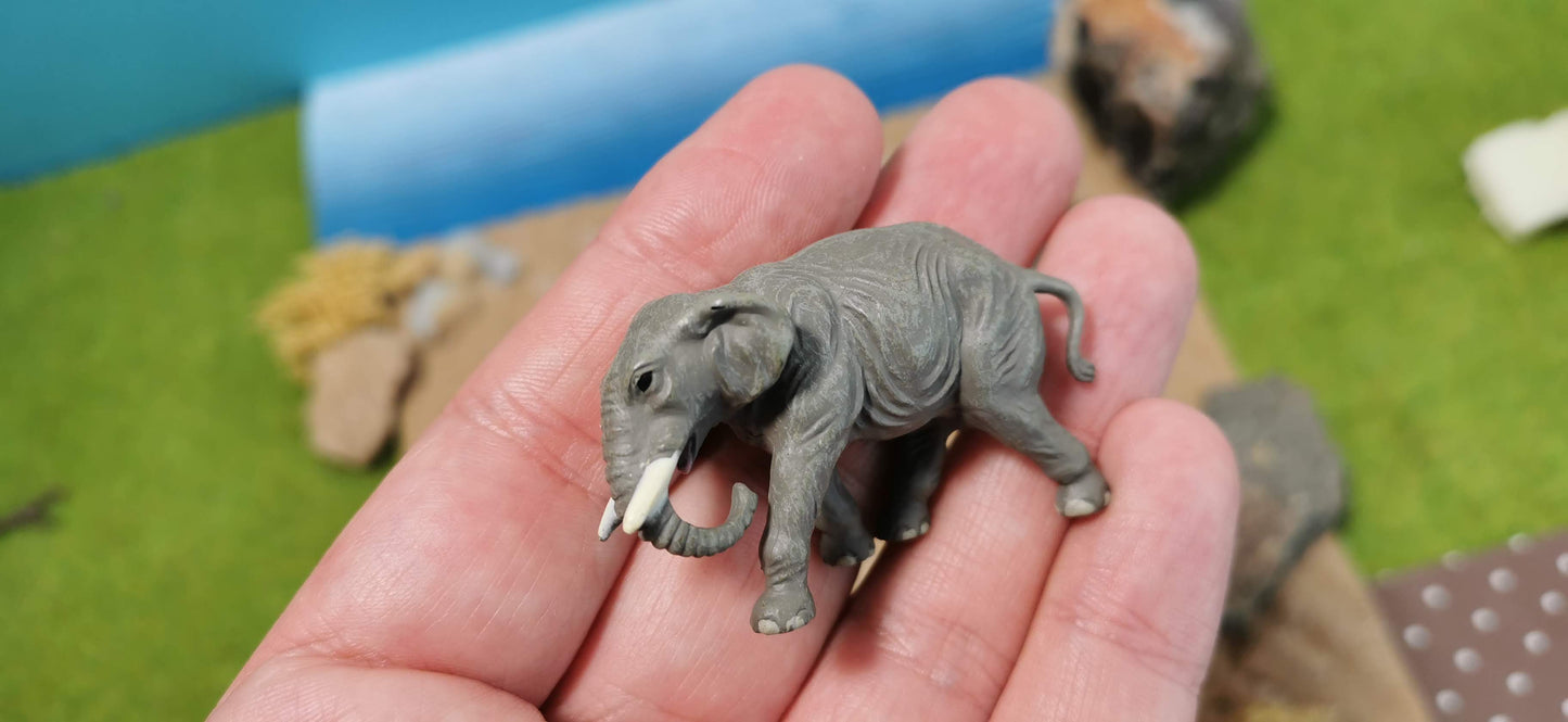 2x Figuren Set Elefanten Tiere Zoo 1:87 (H0) - fertig bemalt