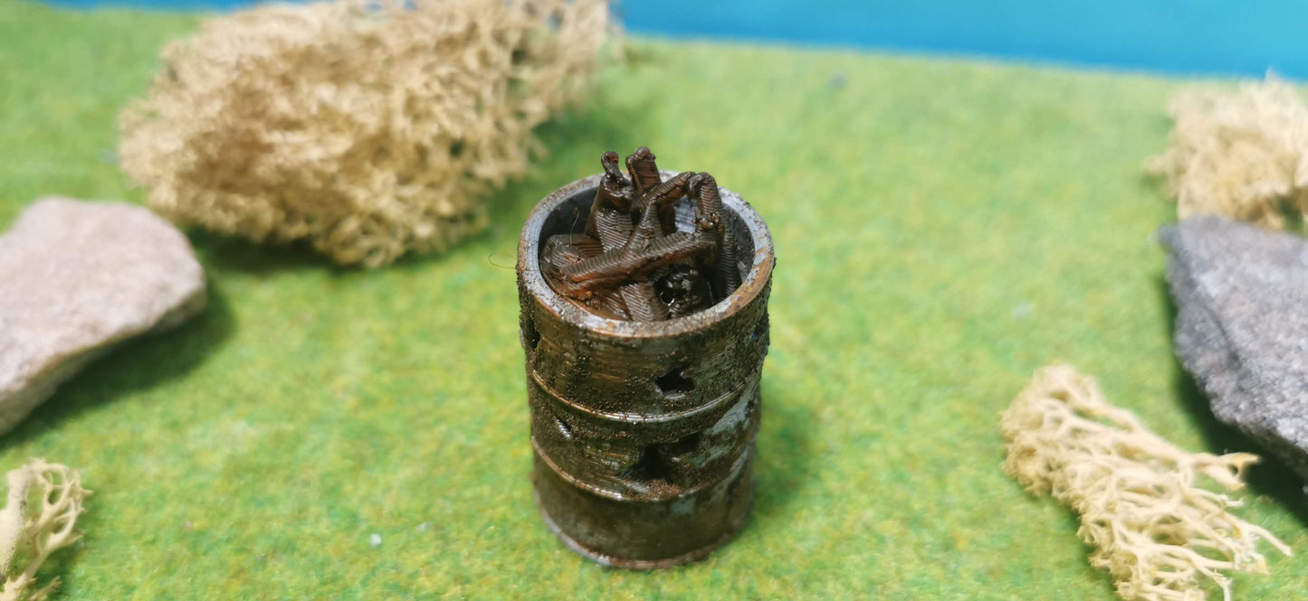 Brennendes Fass / Feuertonne mit Flacker-LED (1:32/1:35)