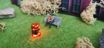 Brennendes Fass / Feuertonne mit Flacker-LED für H0 (1:87)